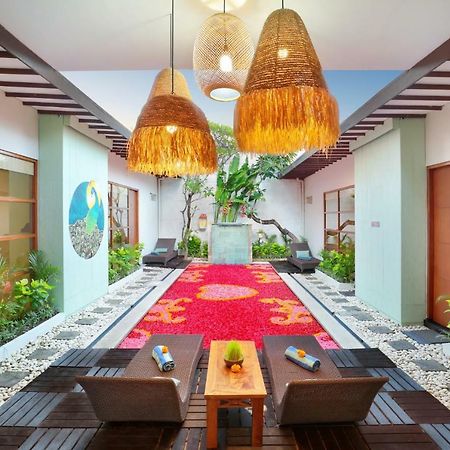The Vie Villa Legian Exterior photo