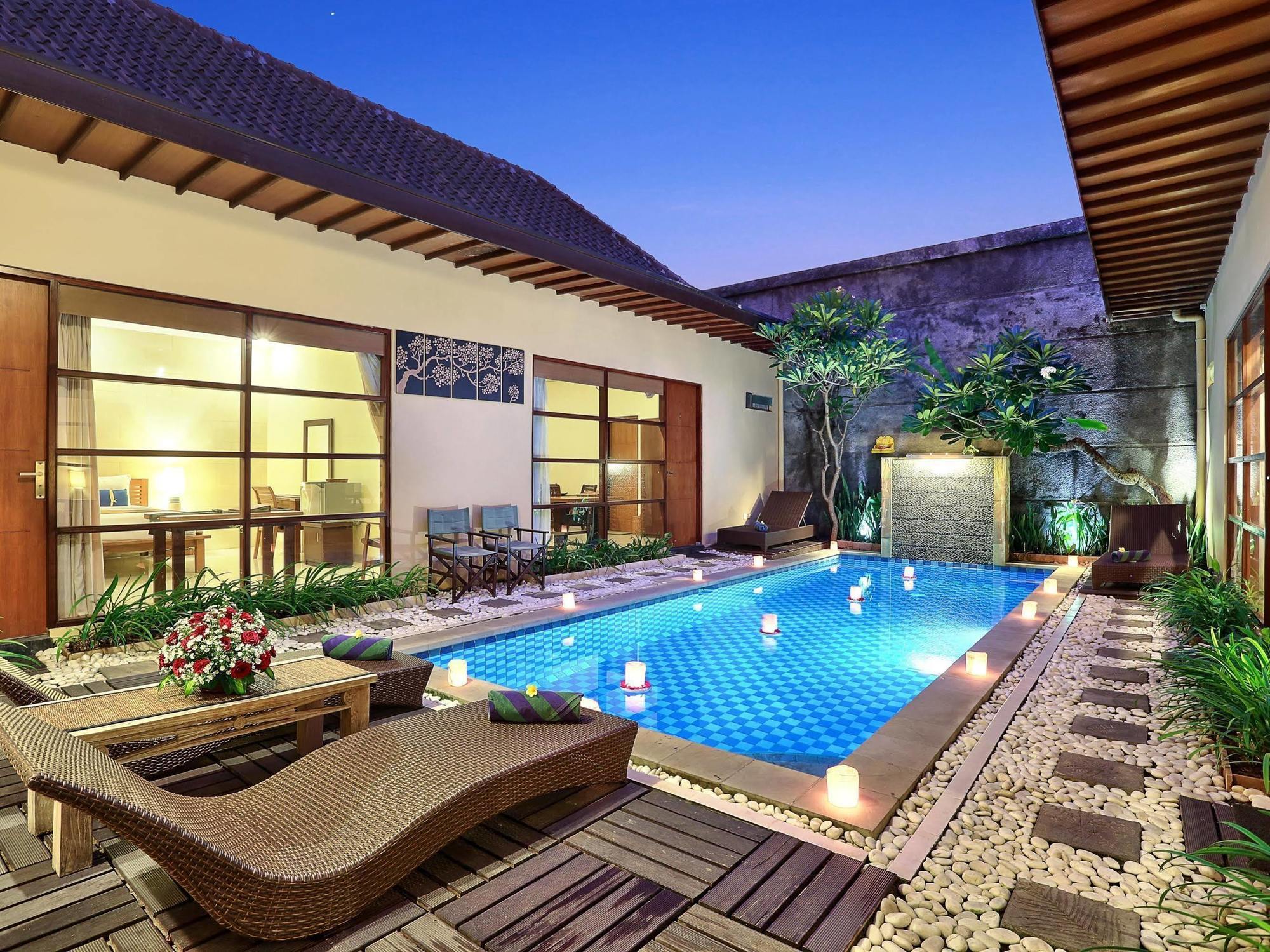 The Vie Villa Legian Exterior photo
