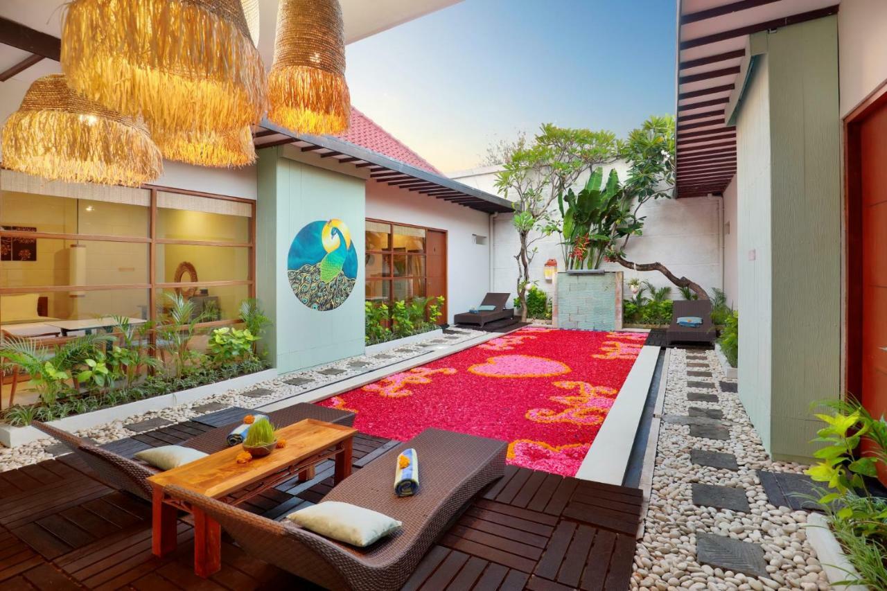 The Vie Villa Legian Exterior photo