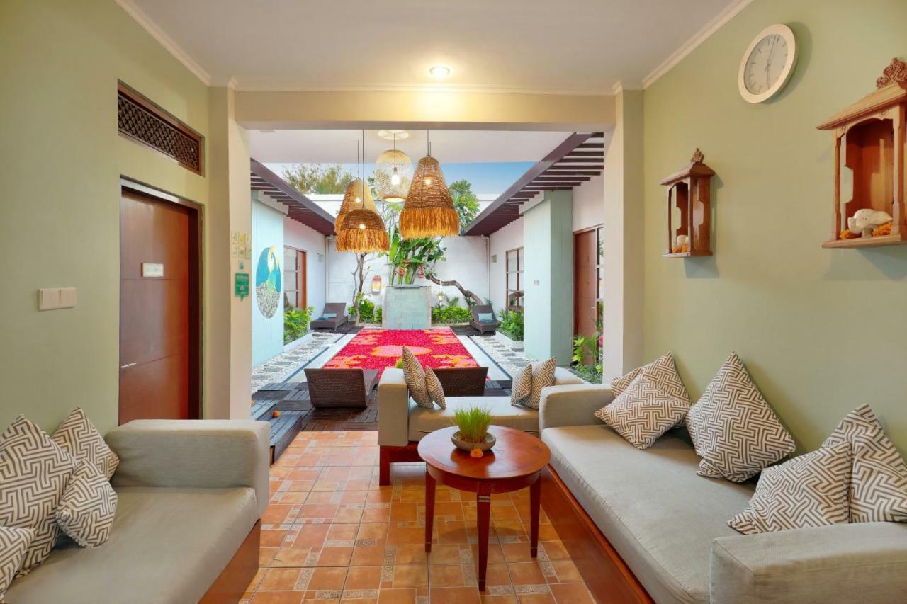The Vie Villa Legian Exterior photo